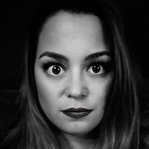 Meet your Posher, Emlie